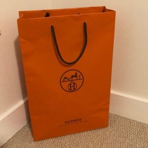 hermes paper bolsa charm